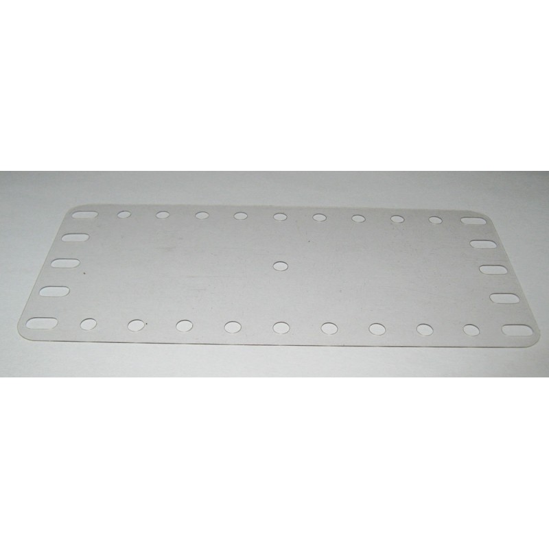 Plaque plastique transparente fumée Meccano 11x5 trous